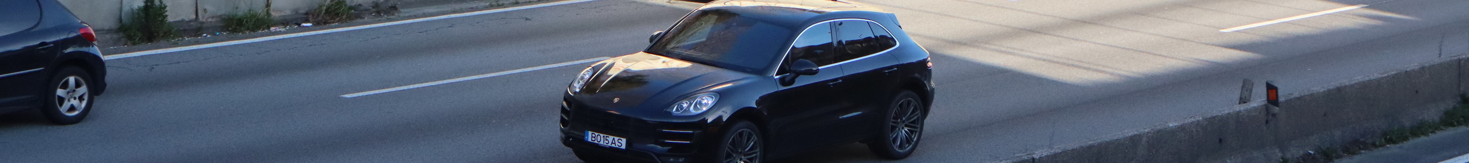 Porsche 95B Macan Turbo