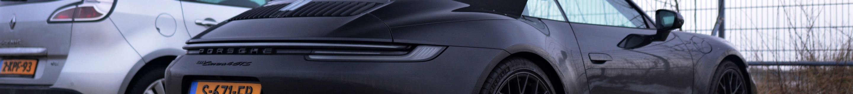 Porsche 992 Carrera 4 GTS Cabriolet