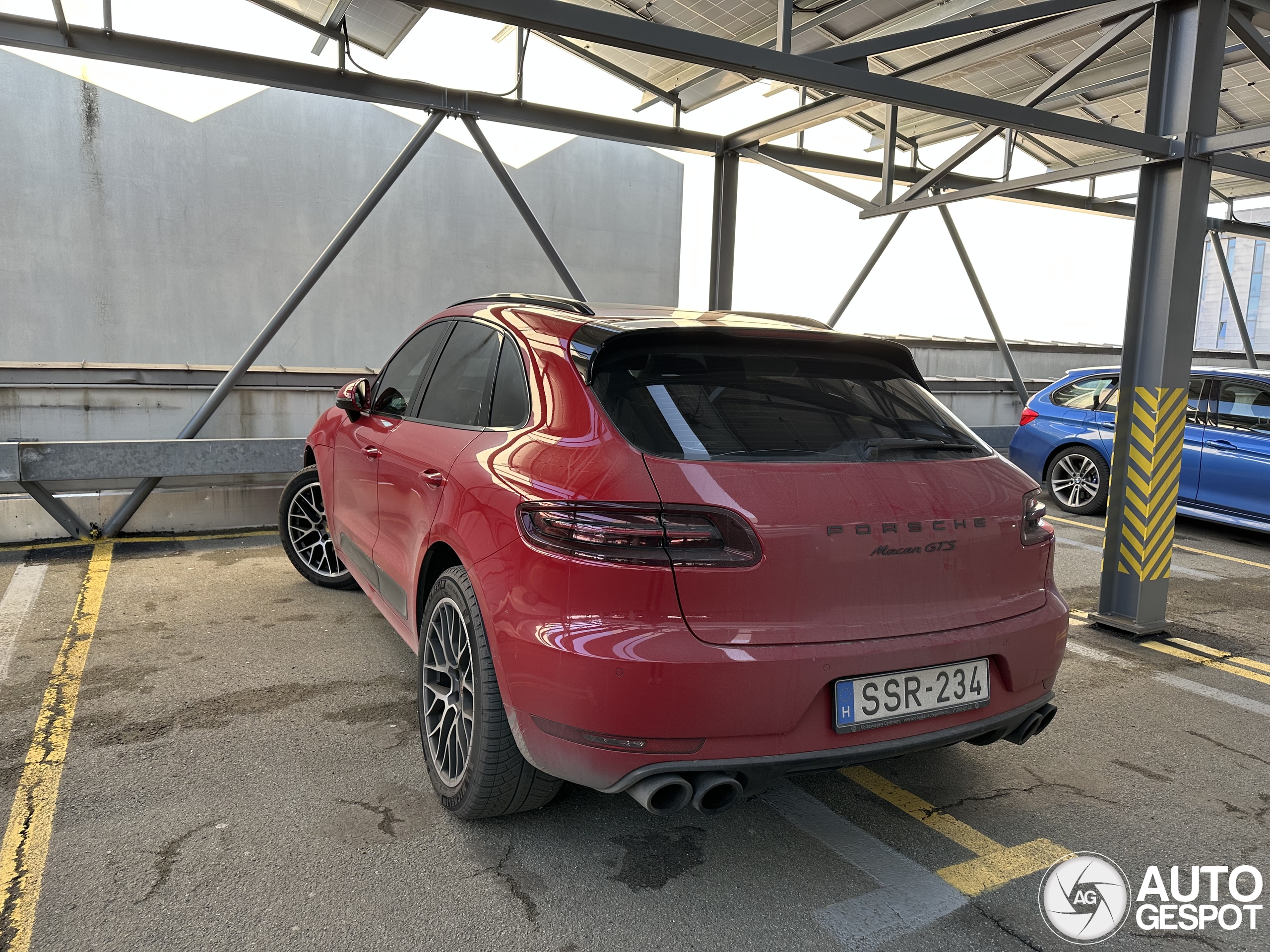 Porsche 95B Macan GTS