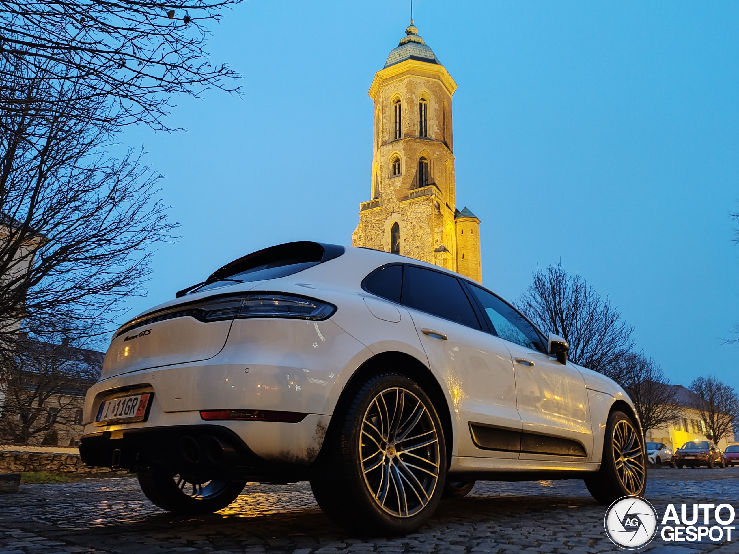 Porsche 95B Macan GTS MkII