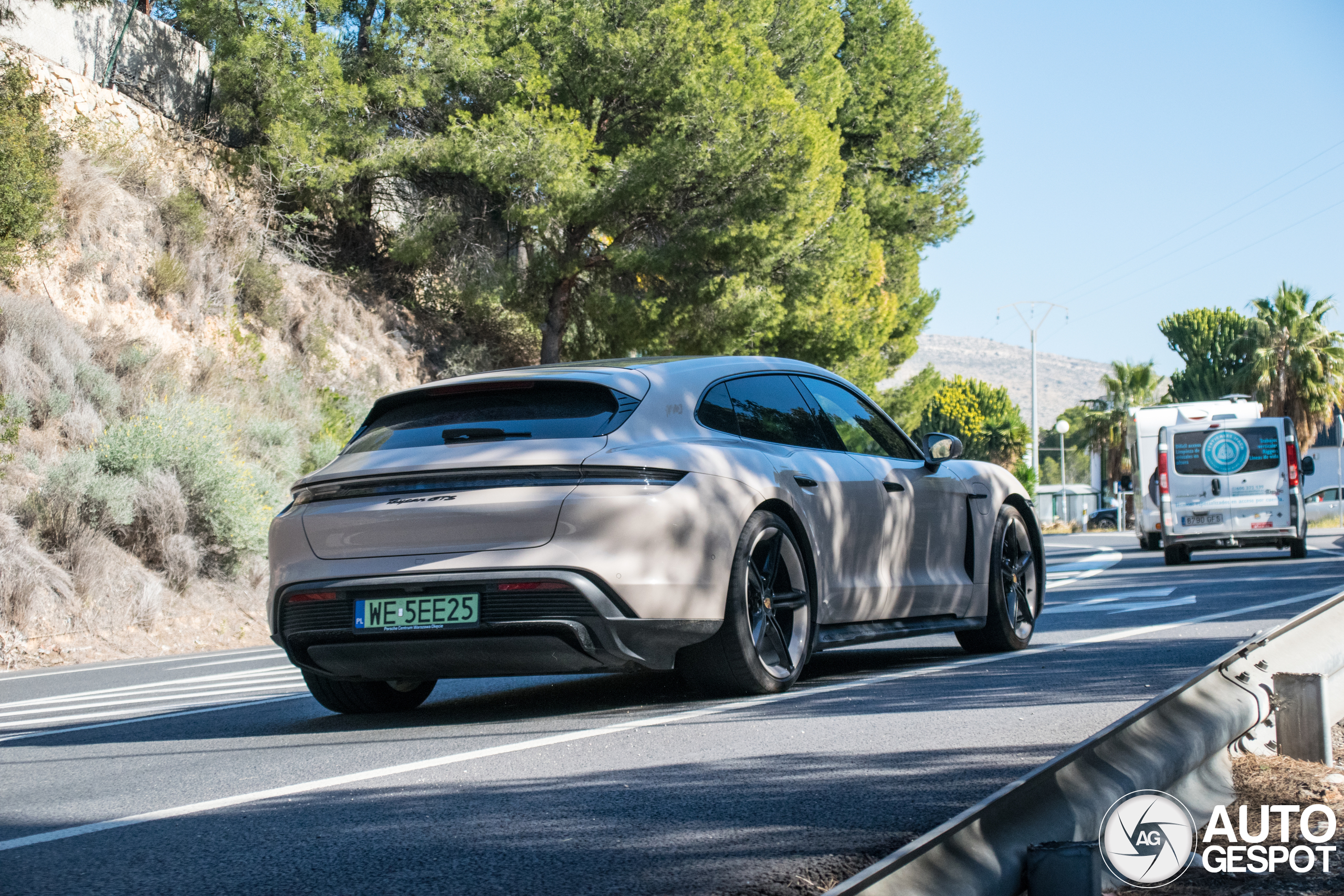 Porsche Taycan GTS Sport Turismo