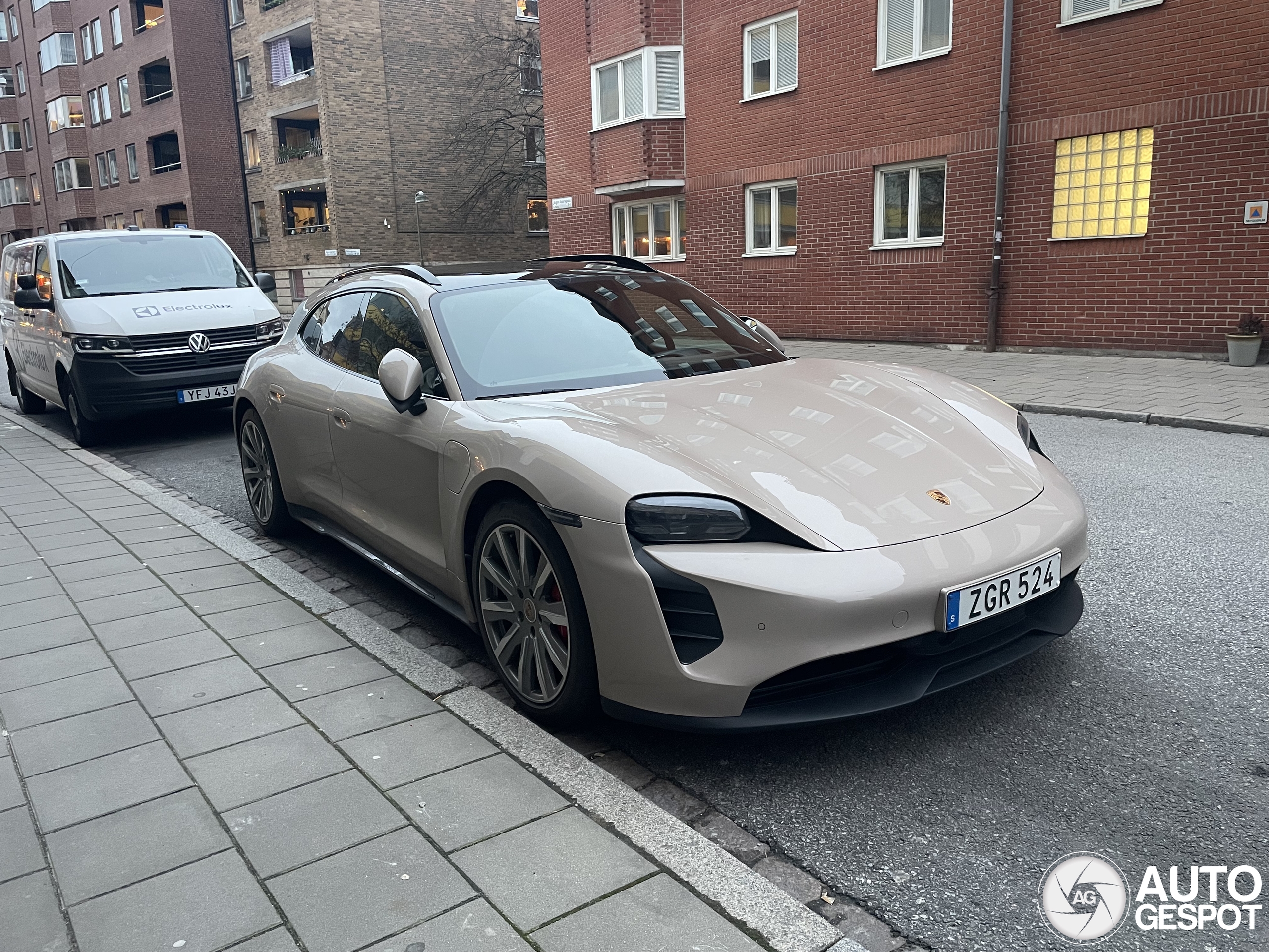 Porsche Taycan GTS Sport Turismo