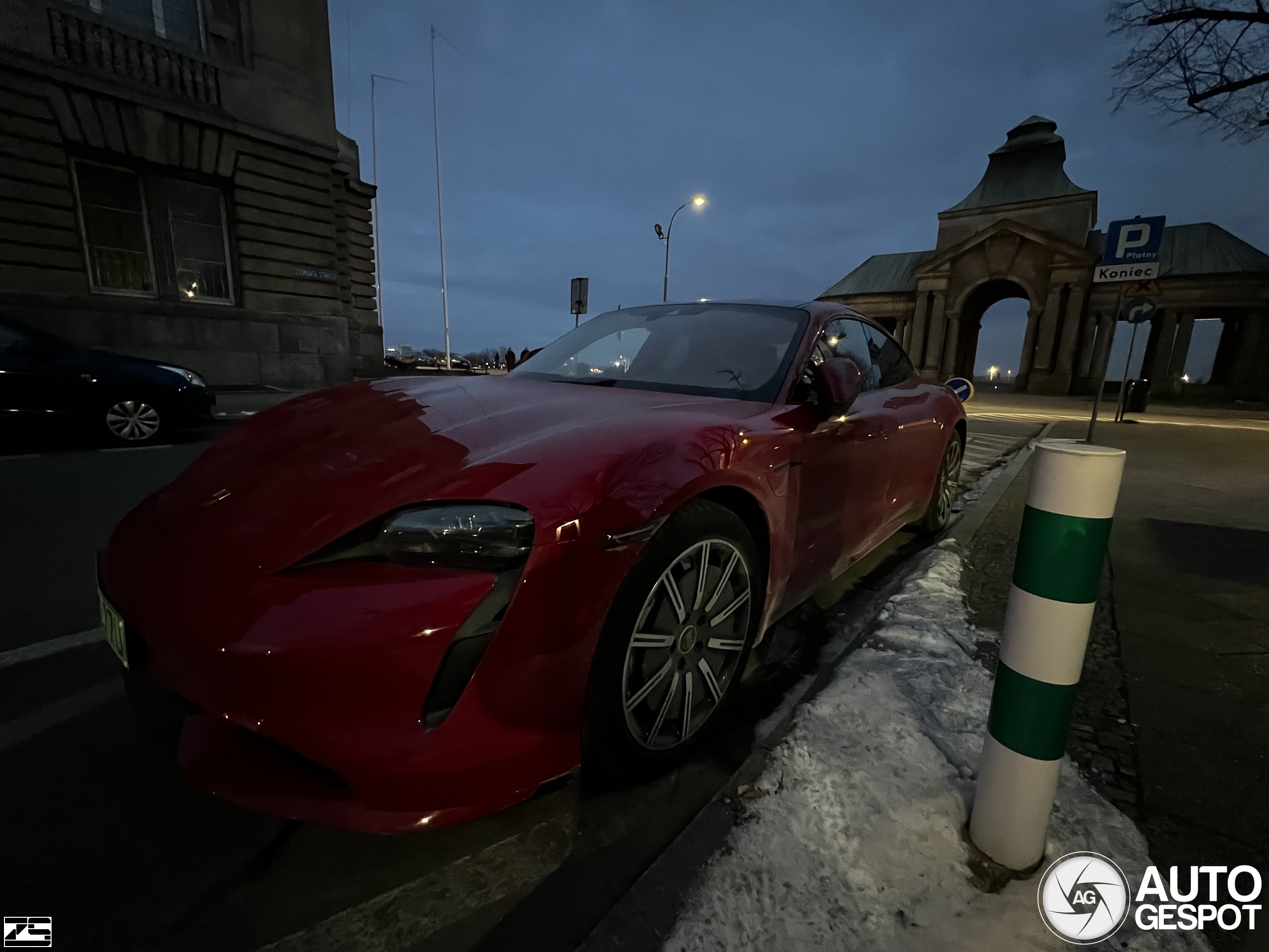 Porsche Taycan Turbo