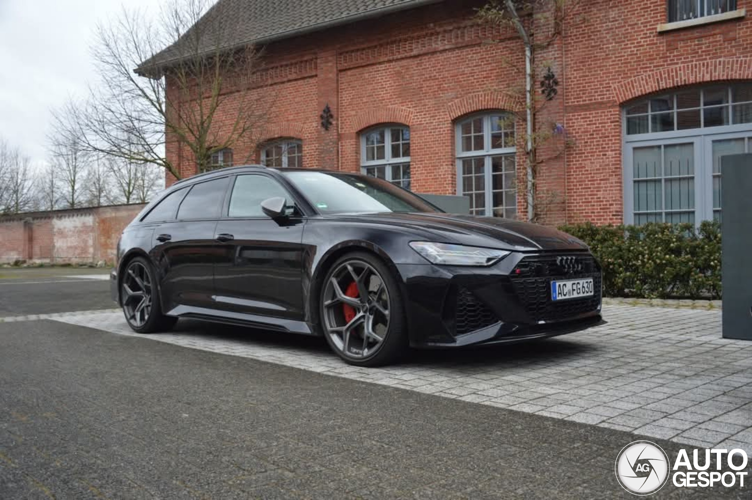 Audi RS6 Avant C8