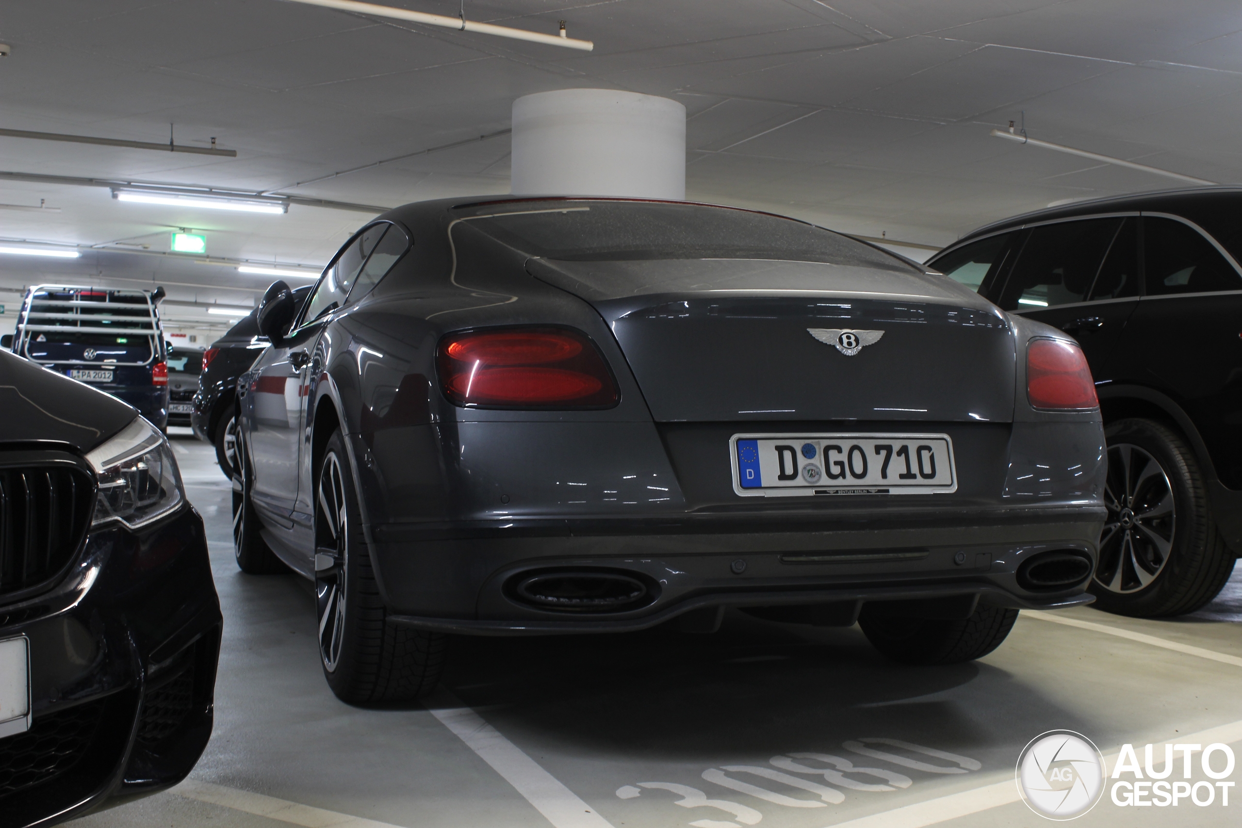 Bentley Continental Supersports Coupé 2018
