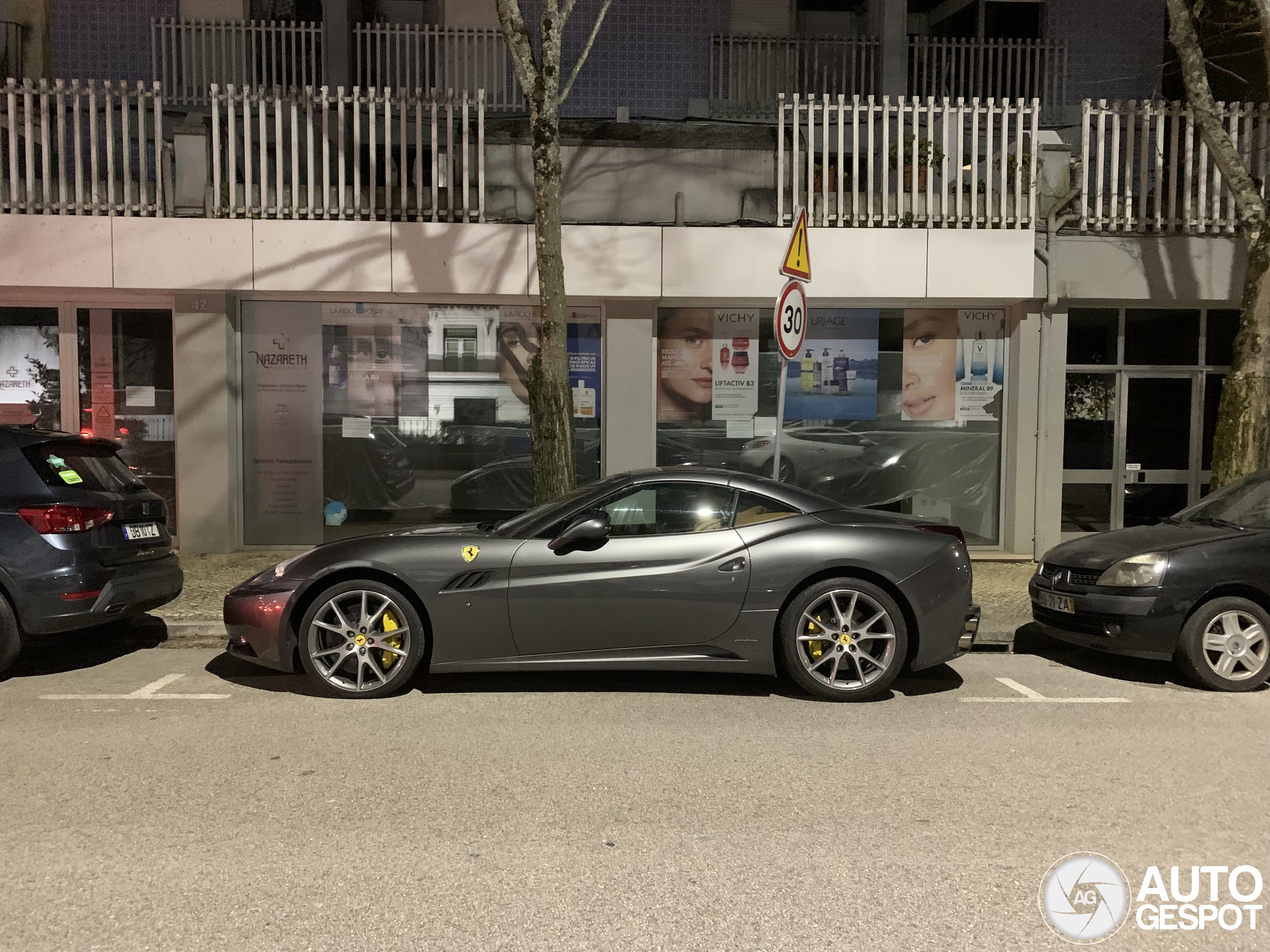 Ferrari California