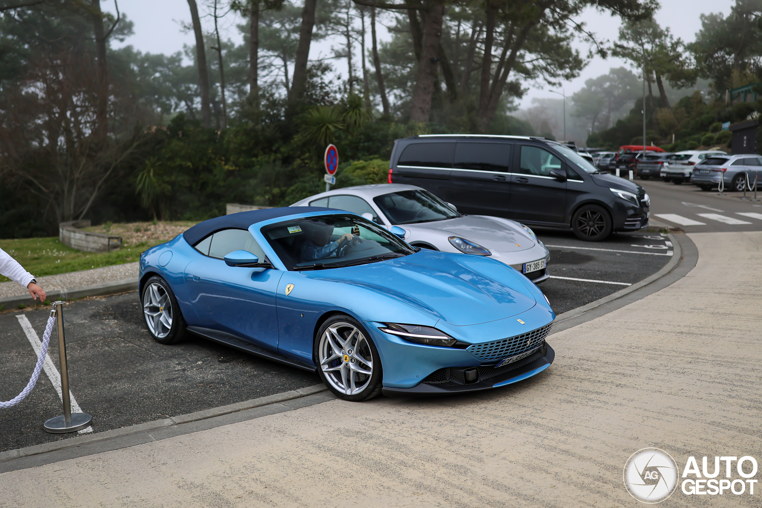 Ferrari Roma Spider