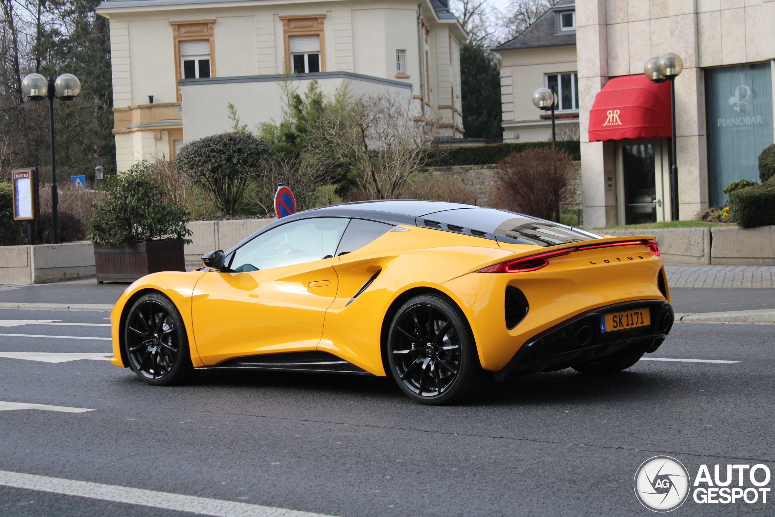 Lotus Emira V6 First Edition