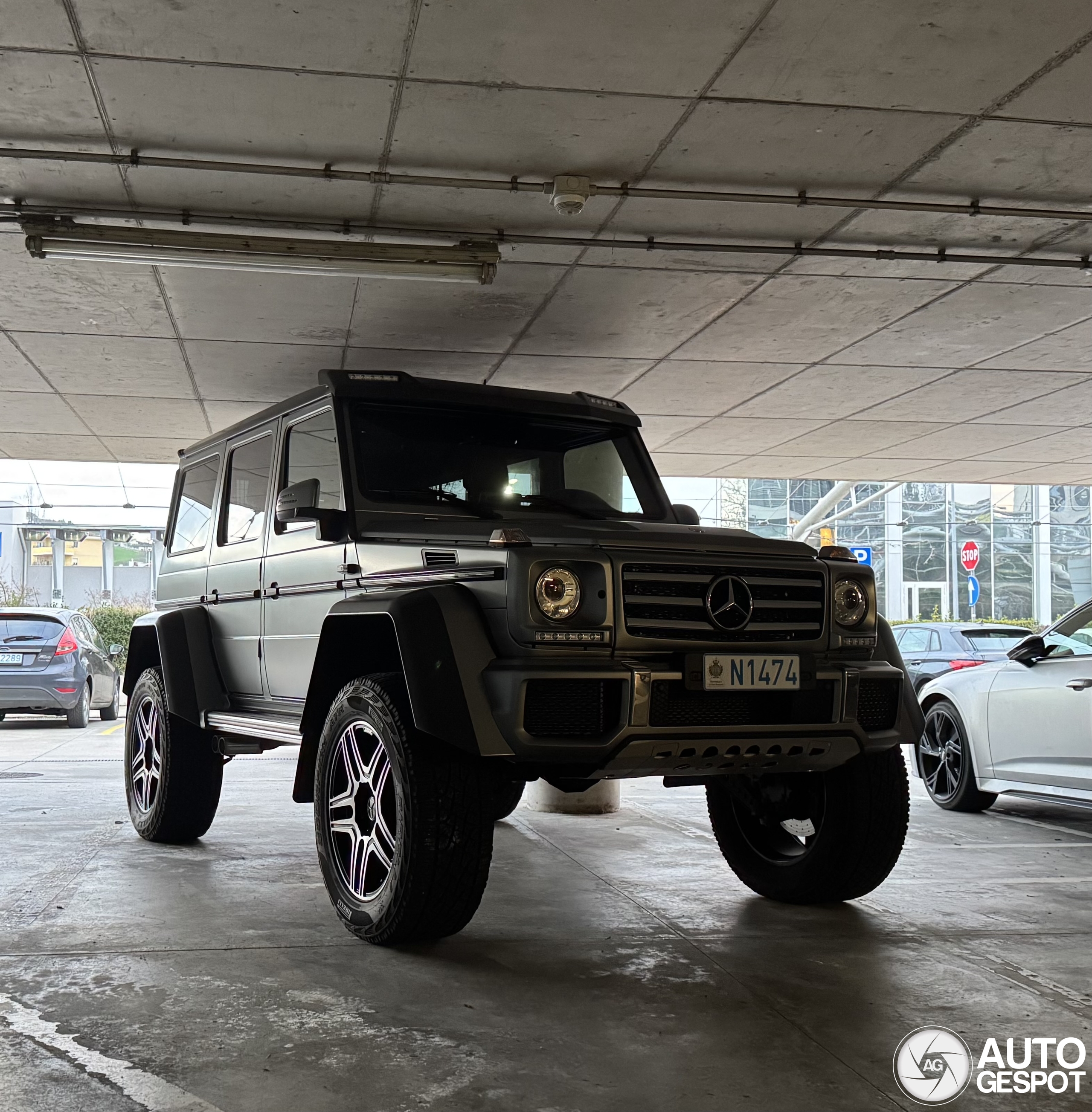 Mercedes-Benz G 500 4X4²