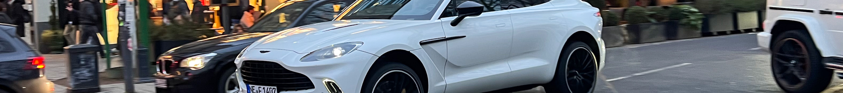 Aston Martin DBX