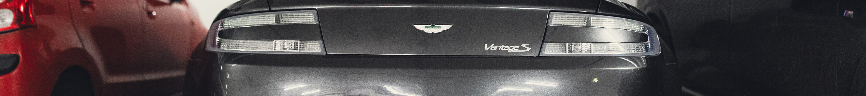 Aston Martin V8 Vantage S