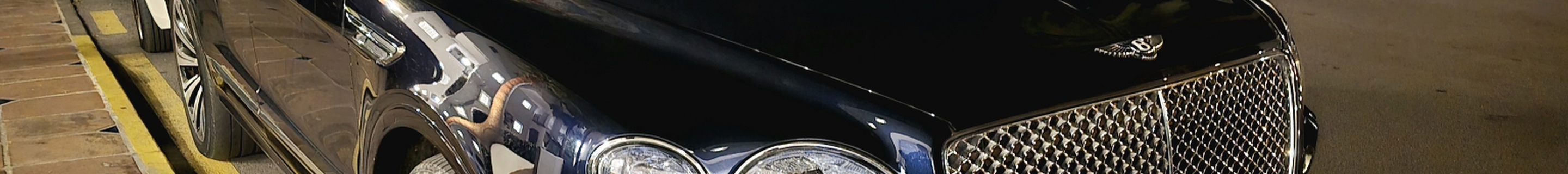 Bentley Bentayga Hybrid 2021