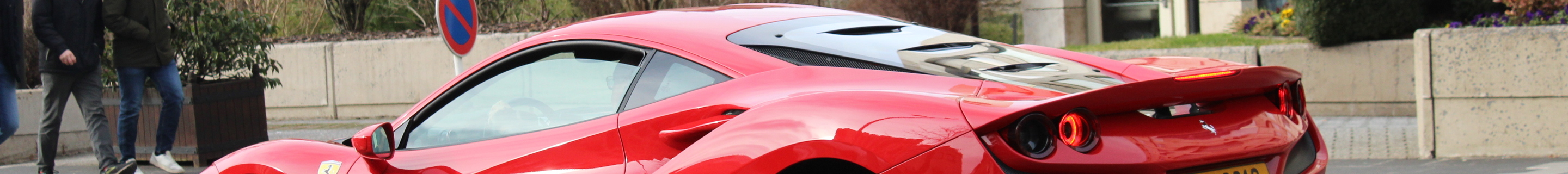 Ferrari F8 Tributo