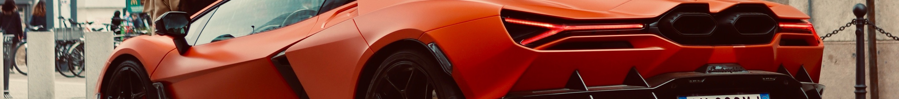 Lamborghini Revuelto