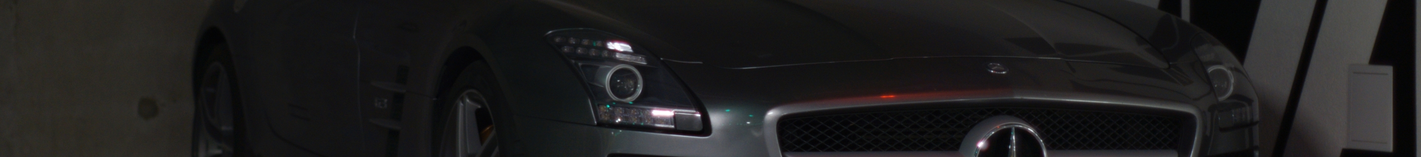 Mercedes-Benz SLS AMG