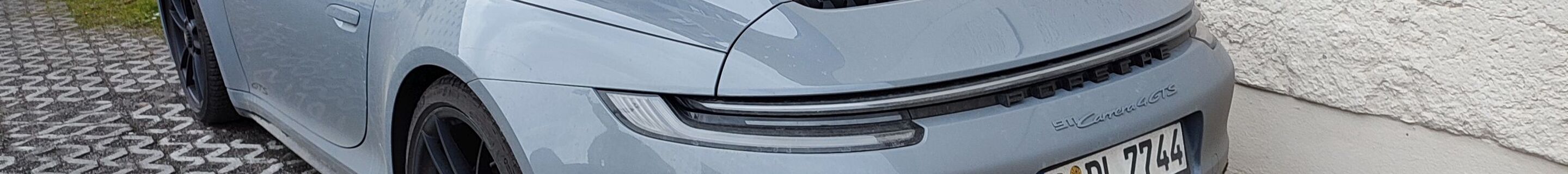 Porsche 992 Carrera 4 GTS Cabriolet