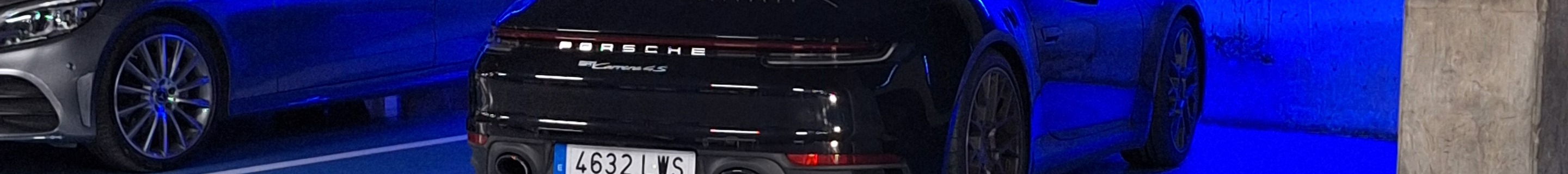 Porsche 992 Carrera 4S Cabriolet