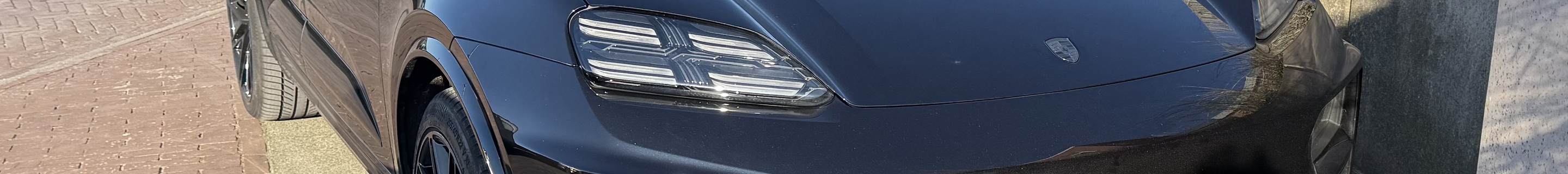 Porsche Macan EV Turbo