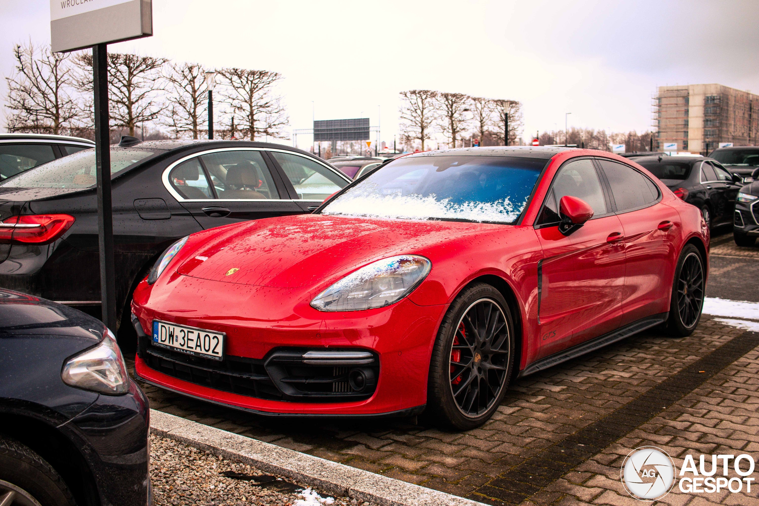 Porsche 971 Panamera GTS MkI