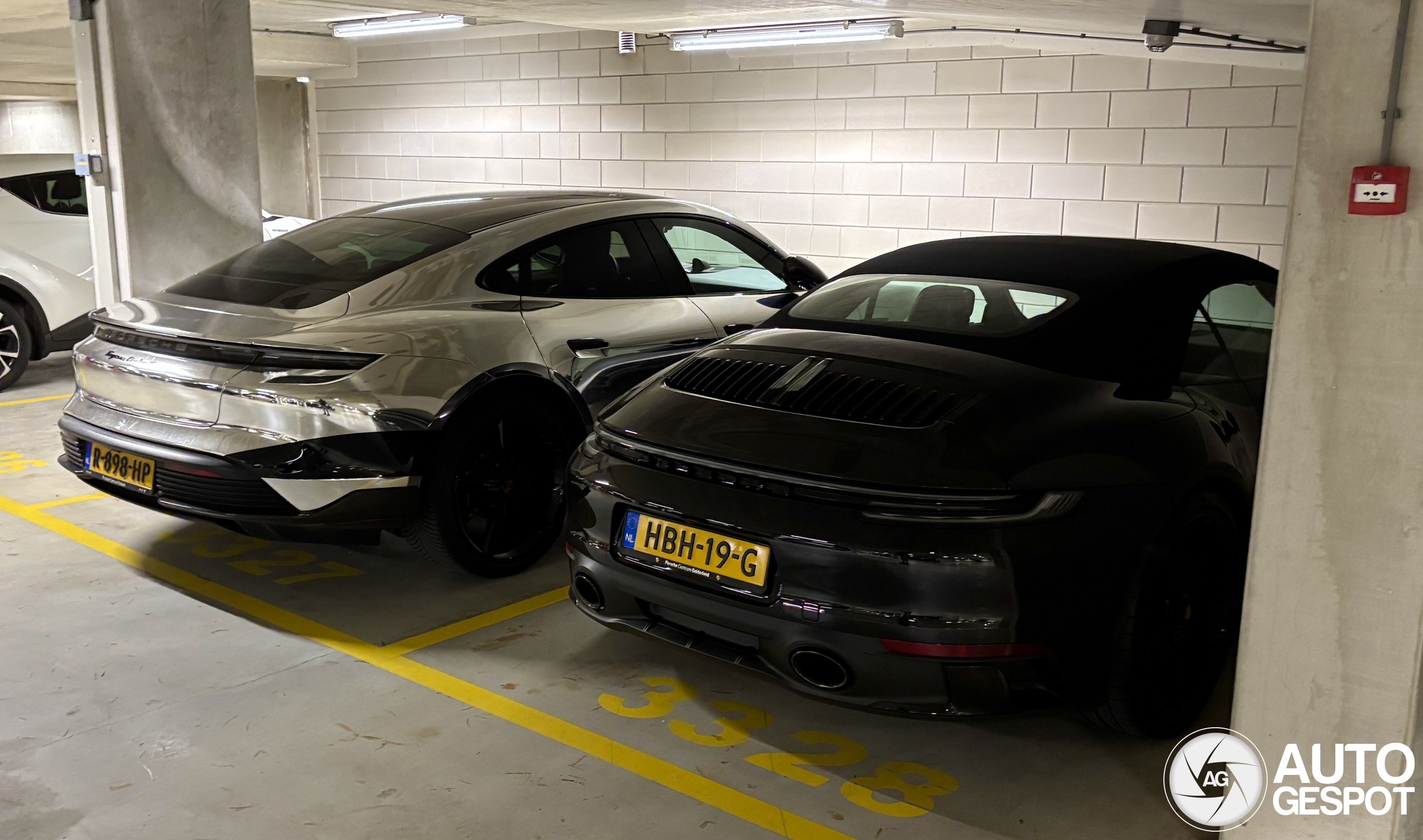Porsche 992 Carrera 4 GTS Cabriolet