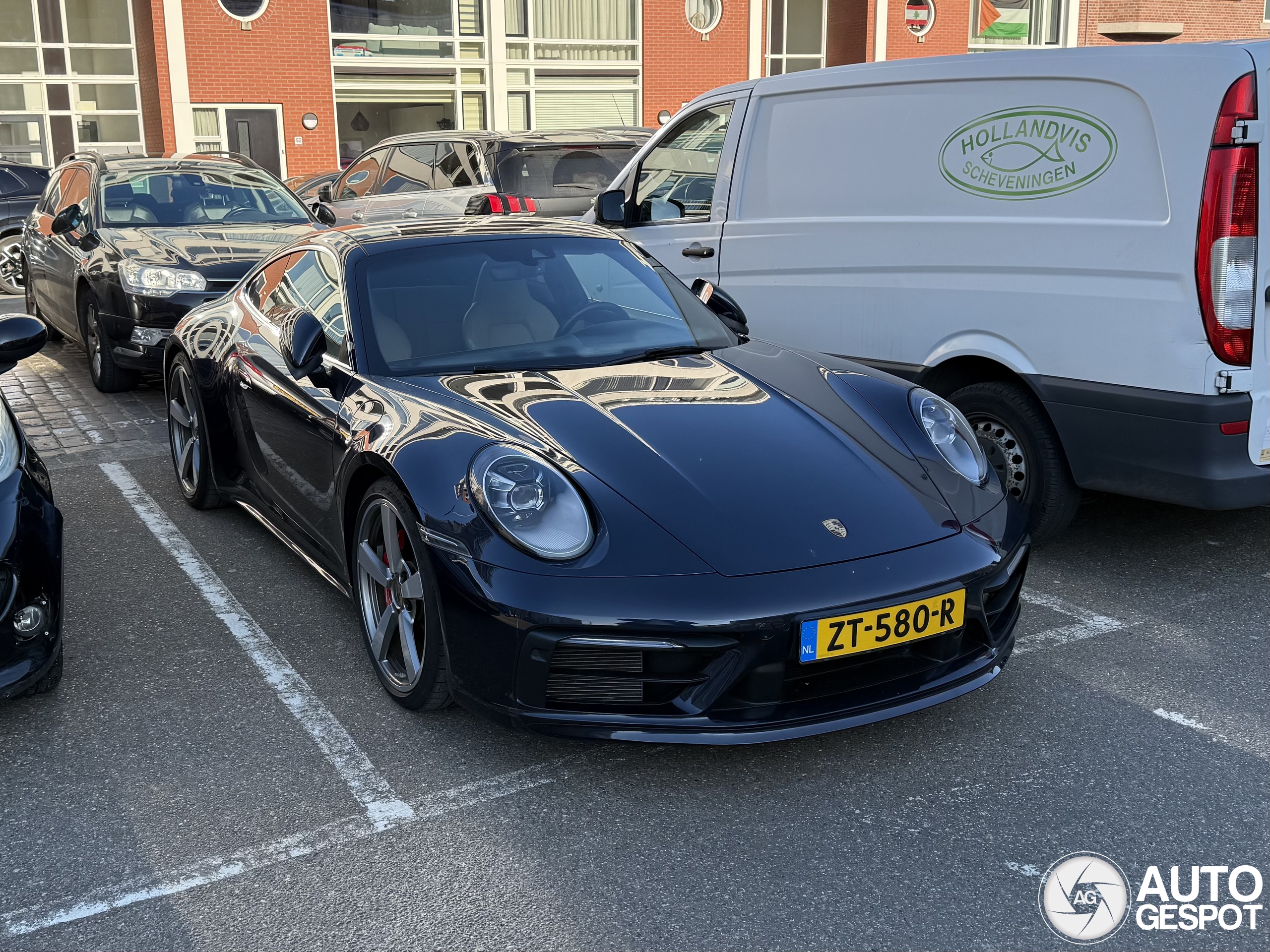 Porsche 992 Carrera 4S