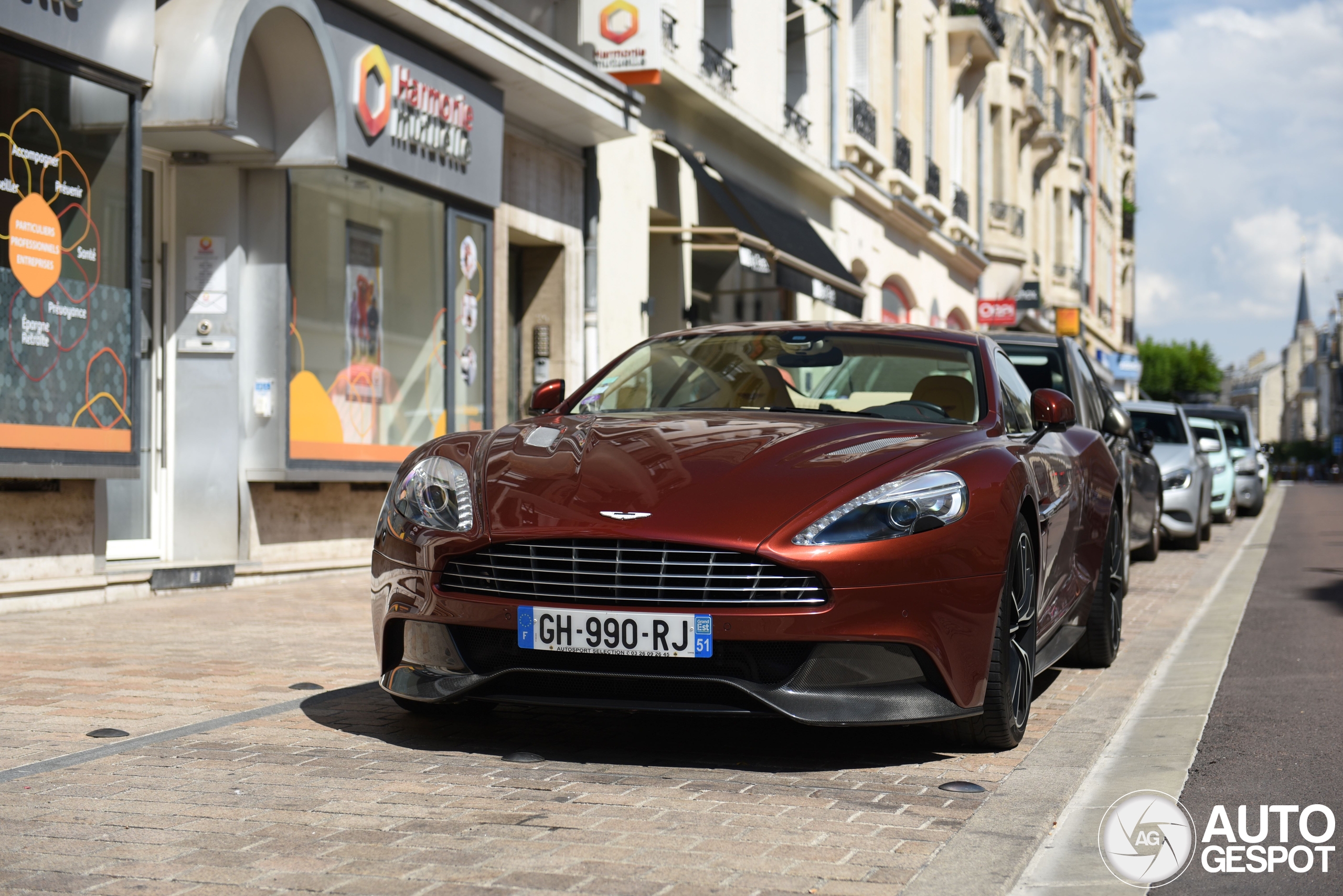 Aston Martin Vanquish 2013