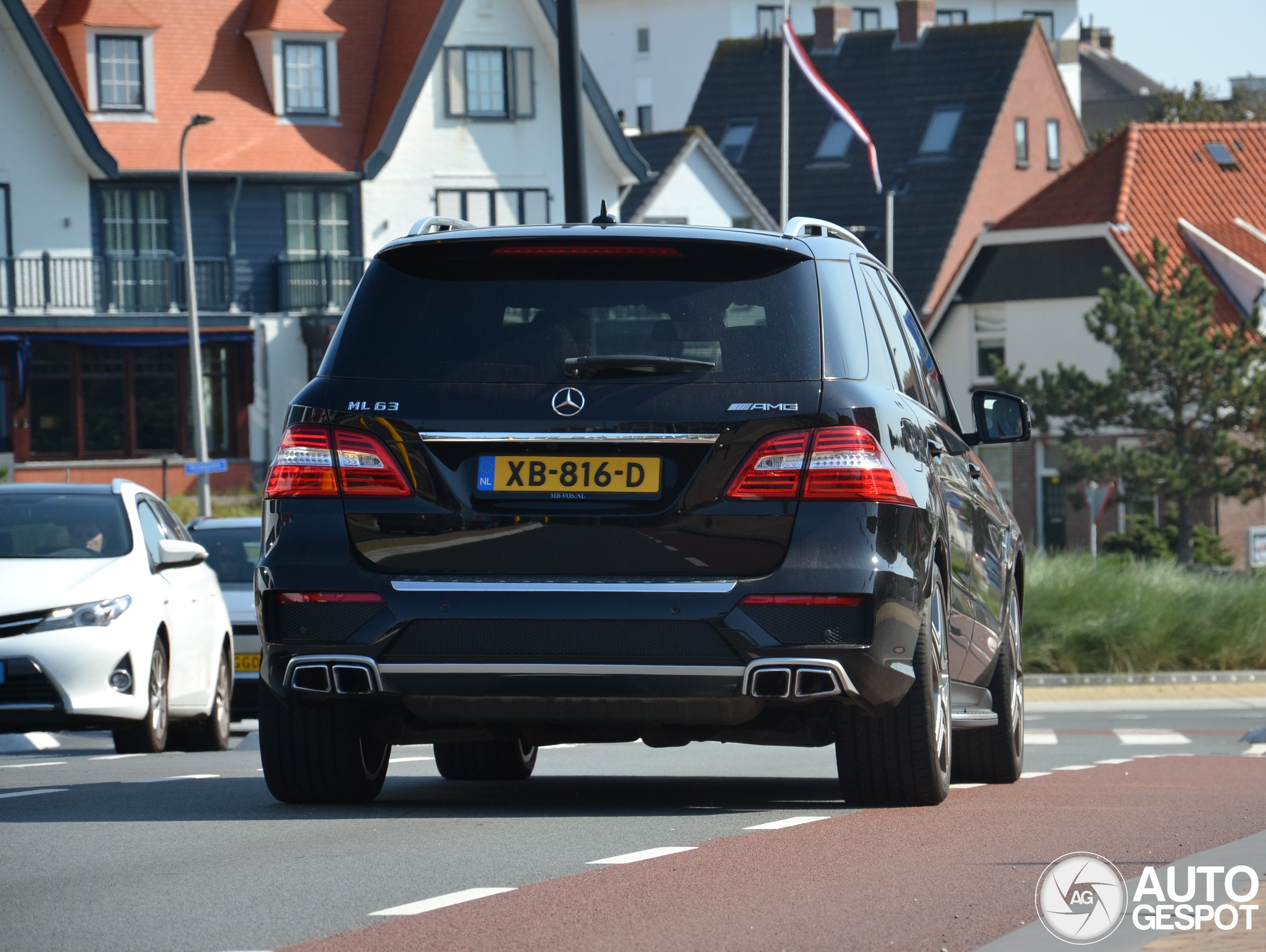 Mercedes-Benz ML 63 AMG W166