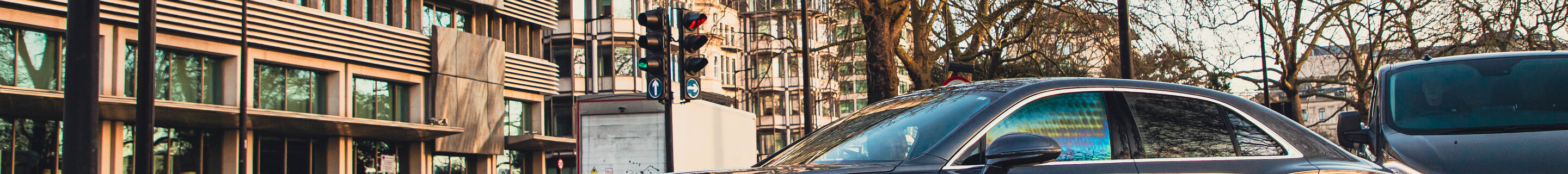 Bentley Flying Spur V8 2021