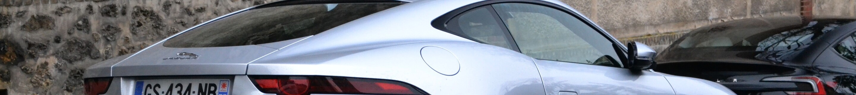 Jaguar F-TYPE R Coupé 2017