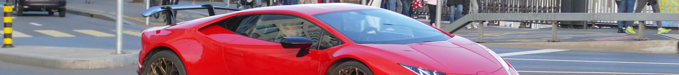 Lamborghini Huracán LP640-4 Performante
