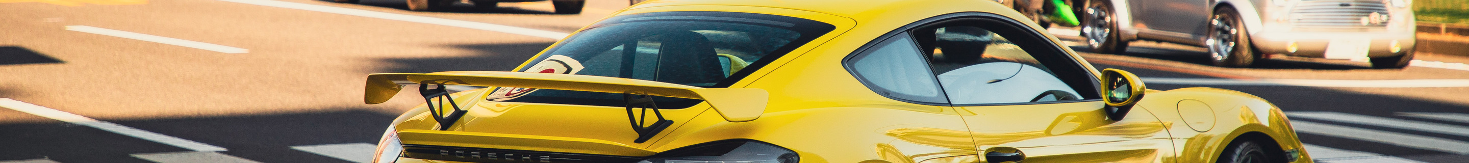 Porsche 718 Cayman GT4