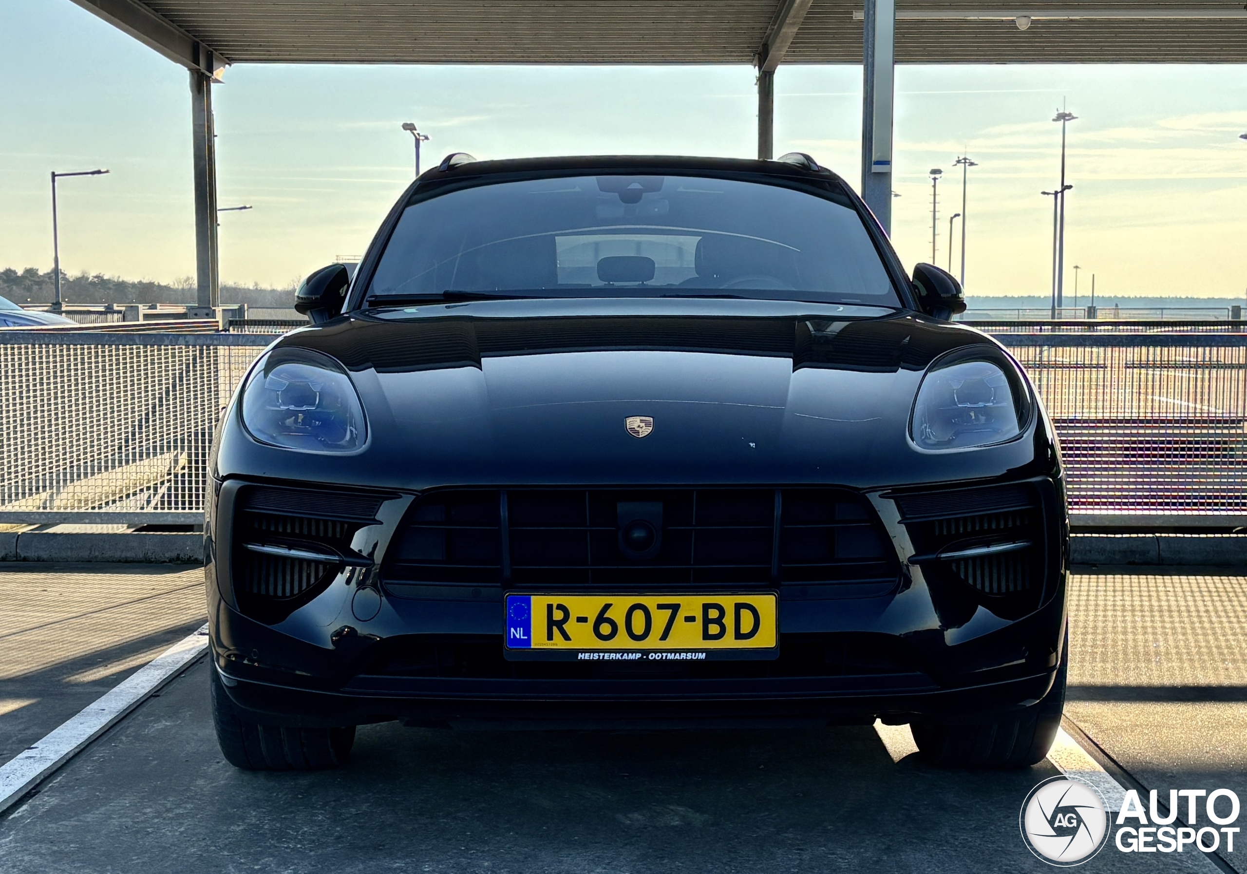 Porsche 95B Macan GTS MkII
