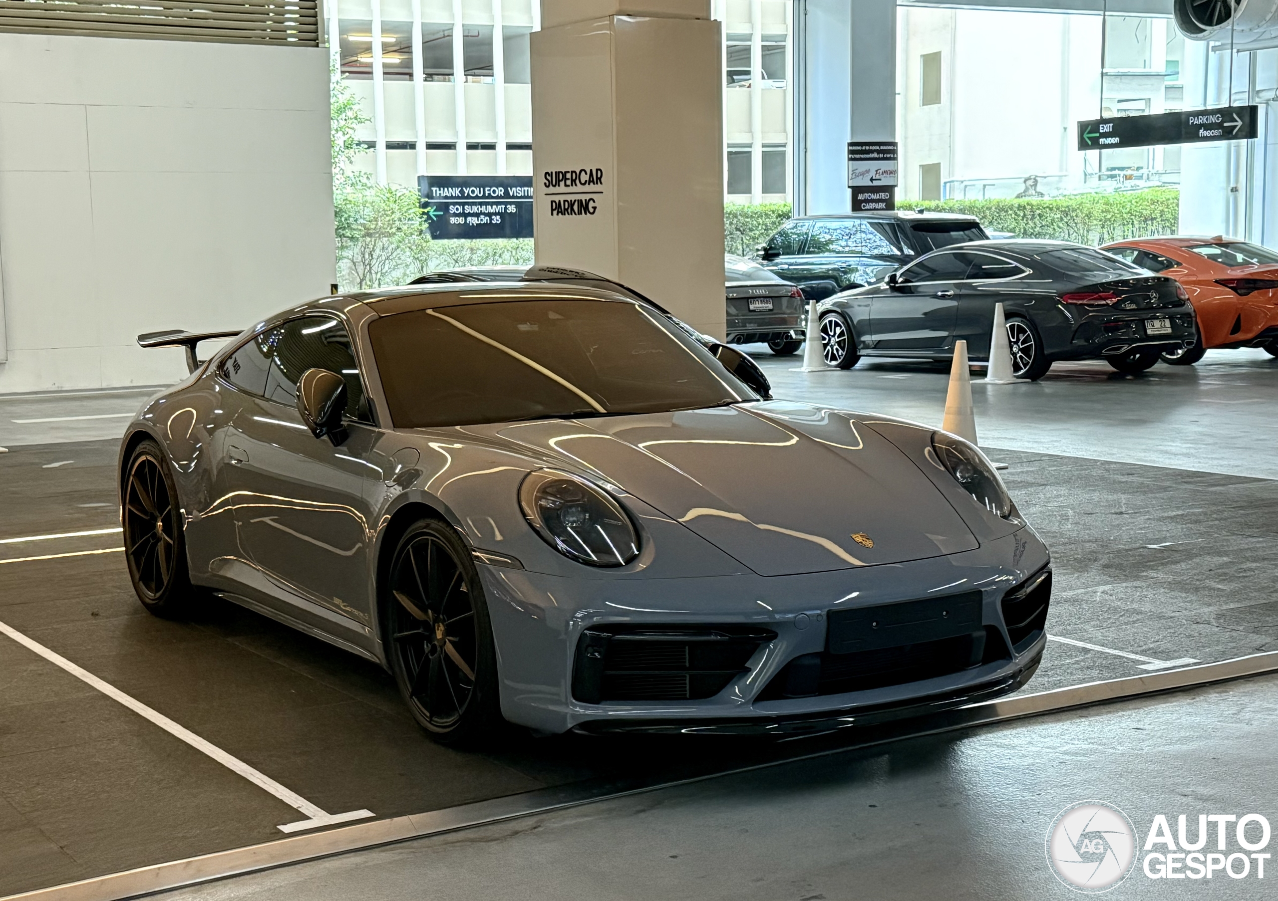 Porsche 992 Carrera S