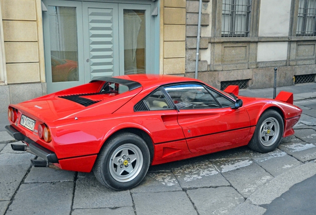 Ferrari 208 GTB Turbo