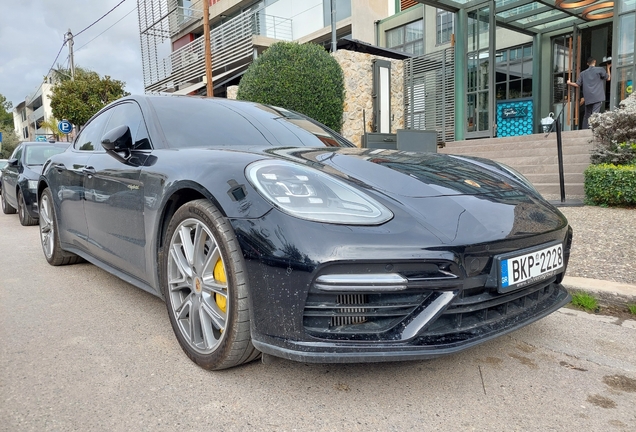 Porsche 971 Panamera Turbo S E-Hybrid