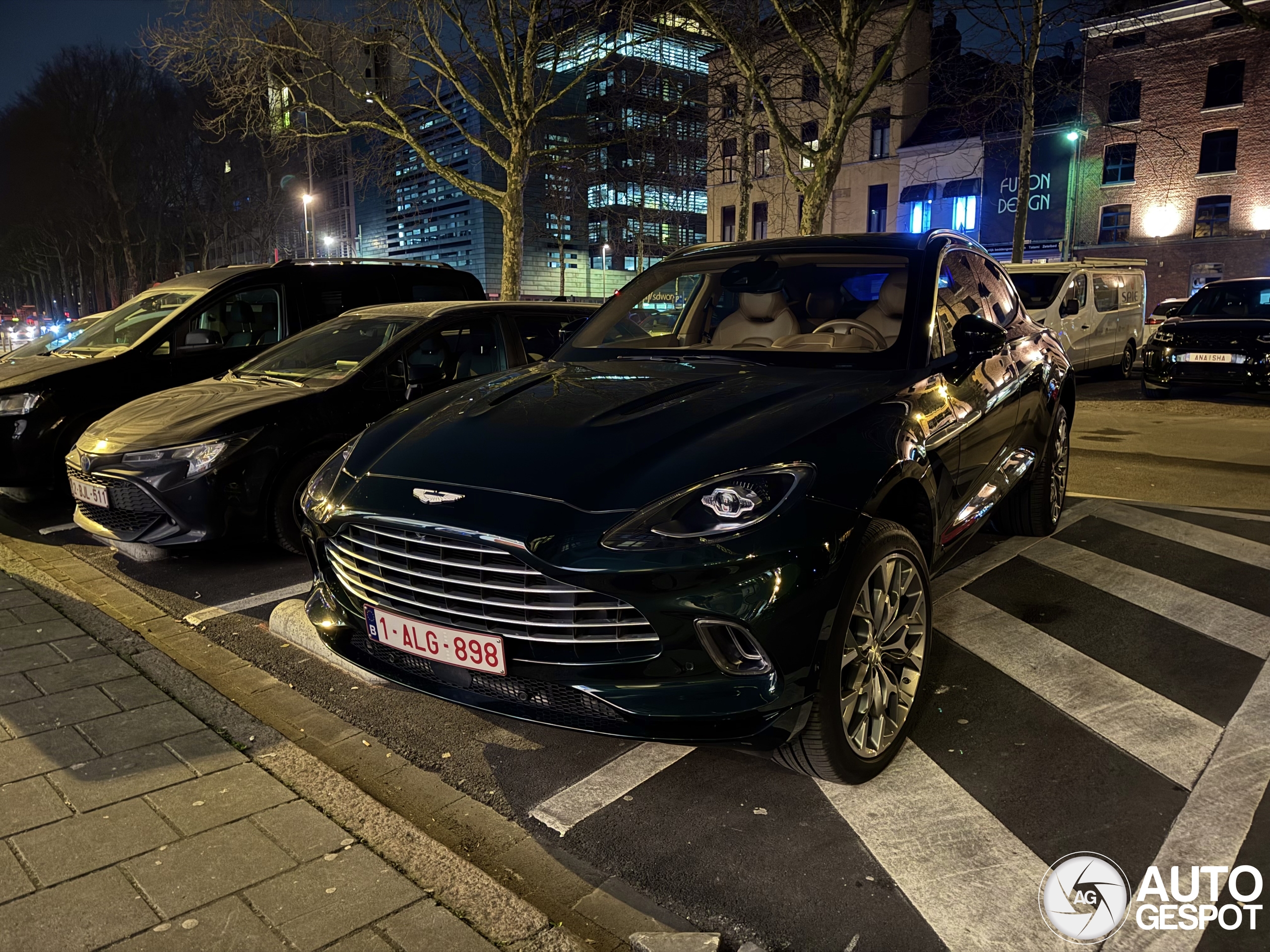 Aston Martin DBX