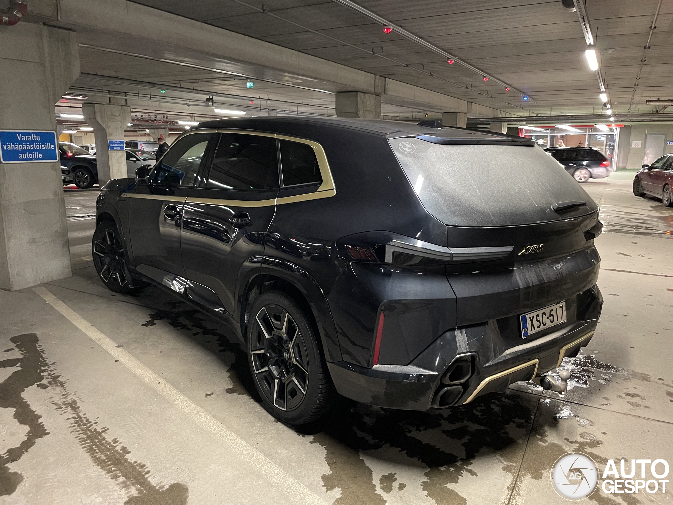 BMW XM G09