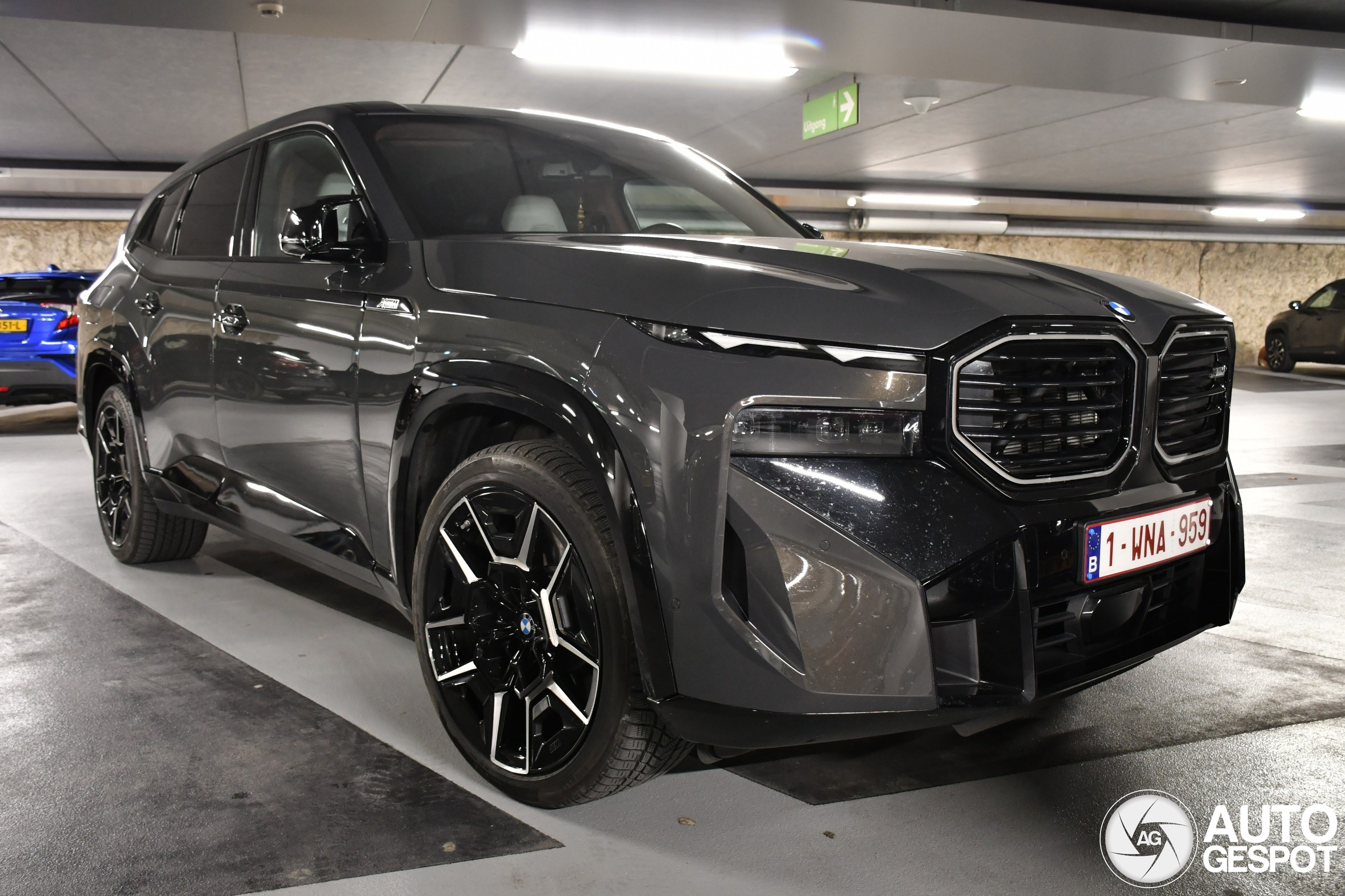 BMW XM G09