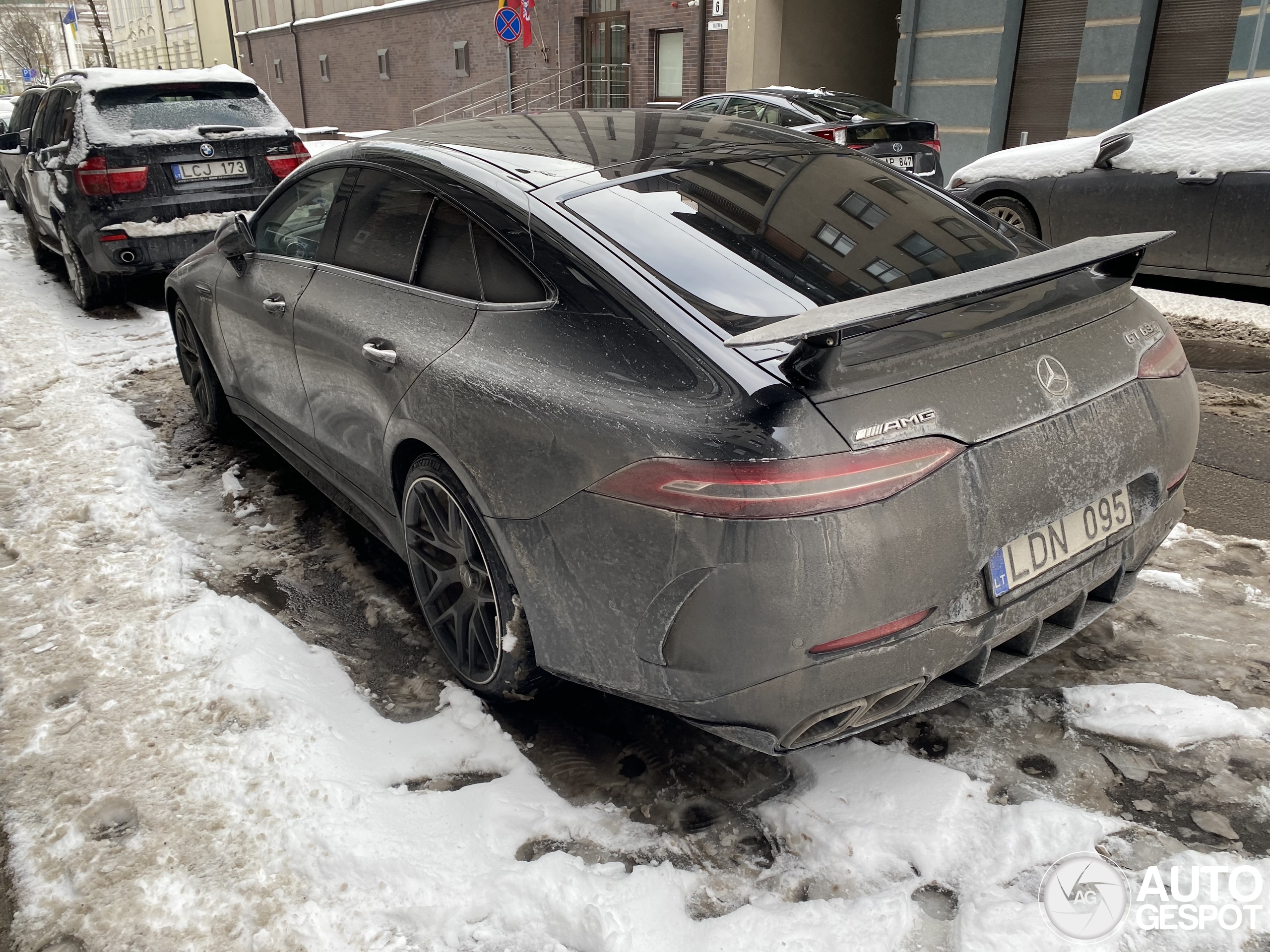 Mercedes-AMG GT 63 S X290
