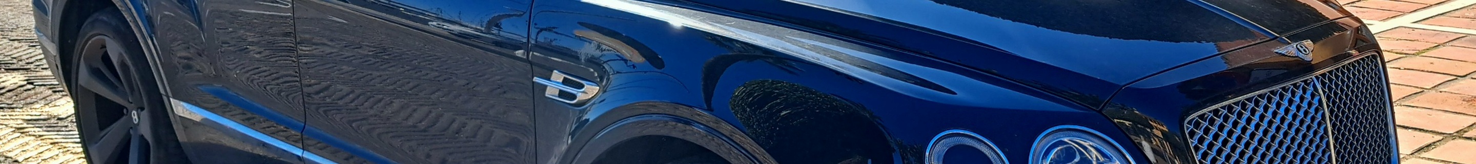 Bentley Bentayga Hybrid