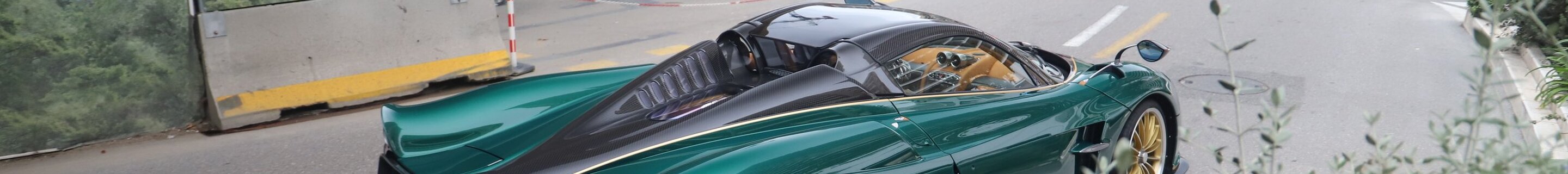Pagani Huayra Roadster