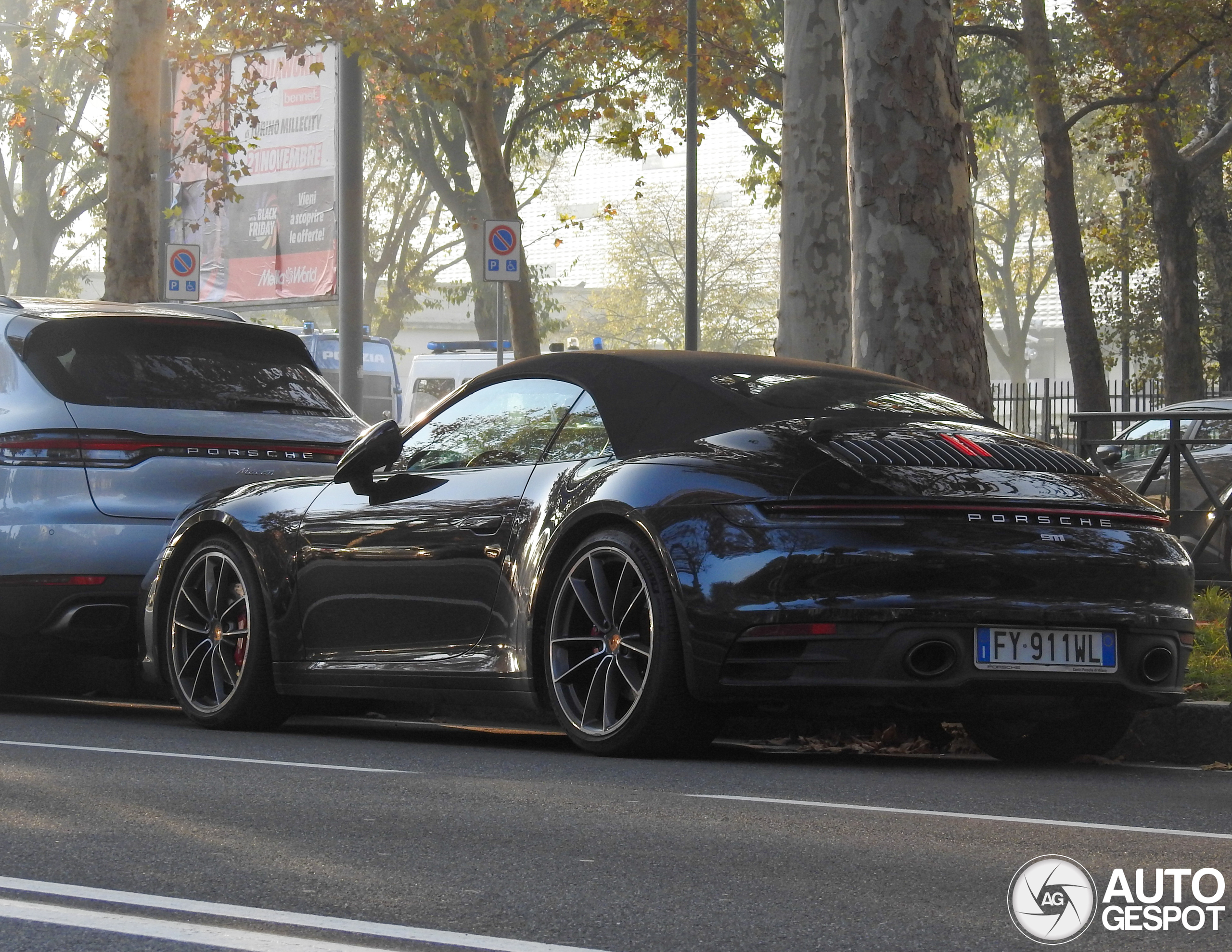 Porsche 992 Carrera 4S Cabriolet