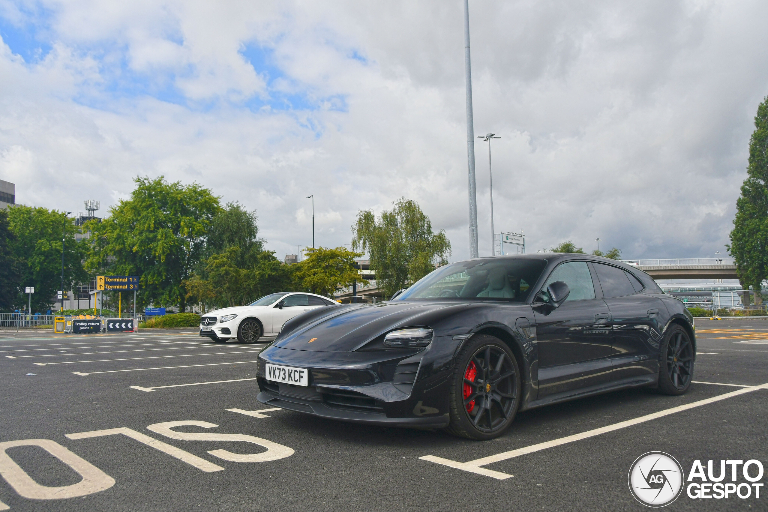 Porsche Taycan GTS Sport Turismo