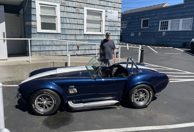 AC Cobra 427