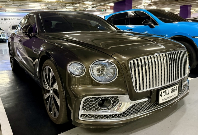 Bentley Flying Spur Hybrid Azure