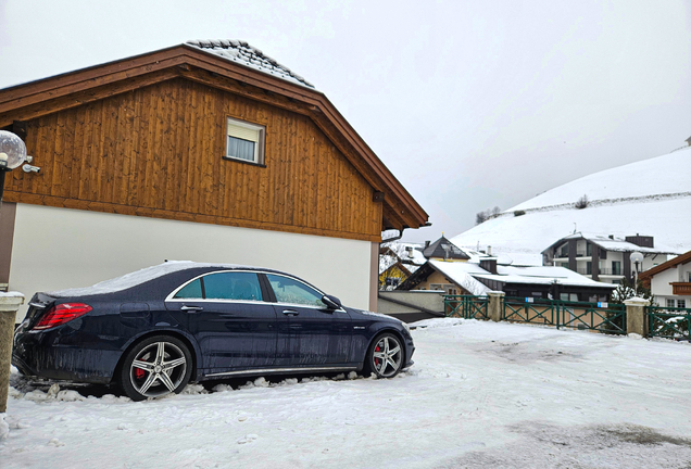 Mercedes-Benz S 63 AMG V222