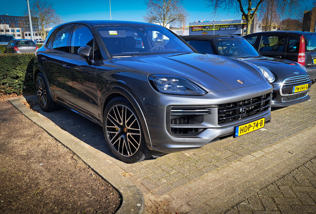 Porsche 9YA Cayenne Turbo E-Hybrid
