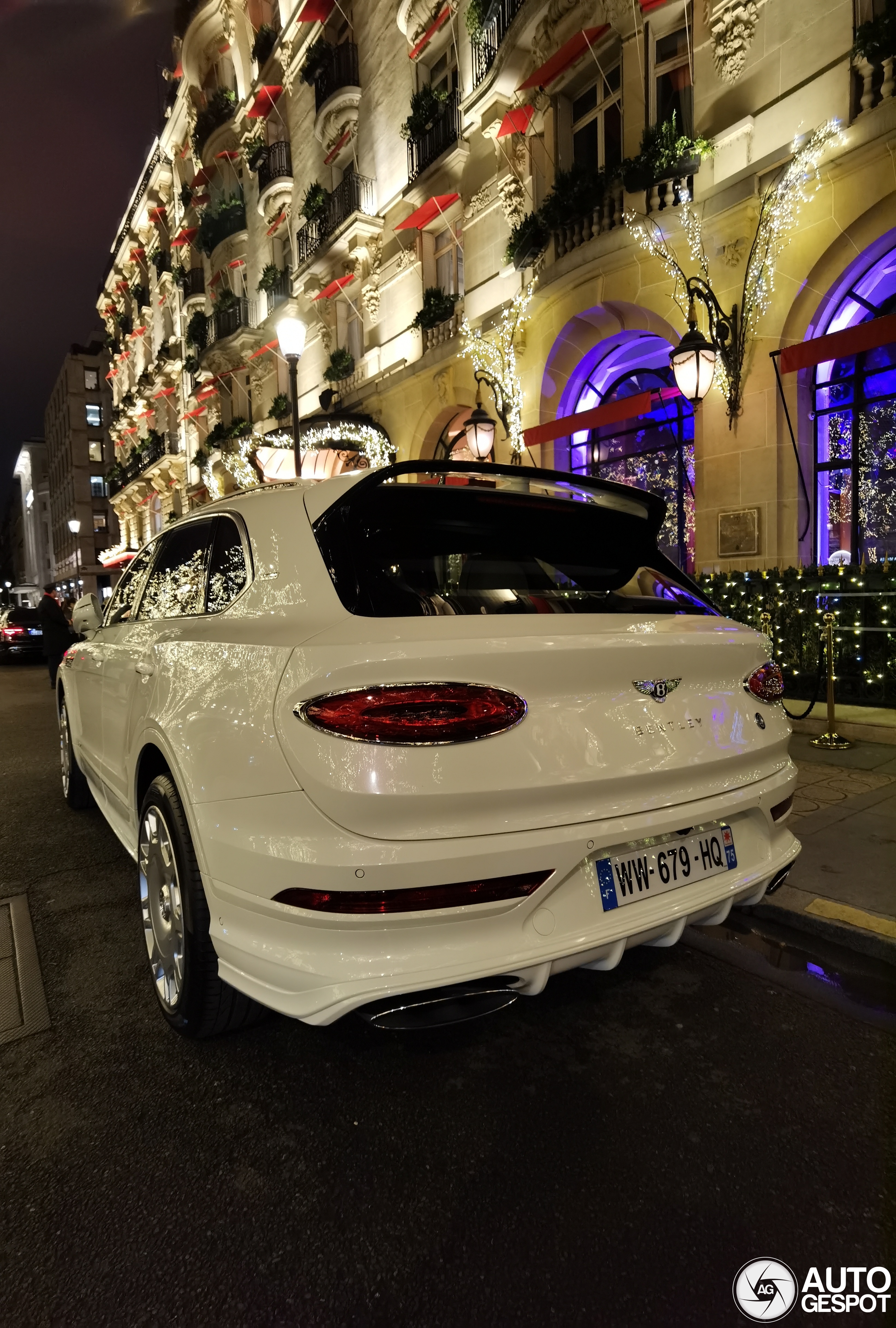 Bentley Bentayga Speed 2021 Qatar Edition