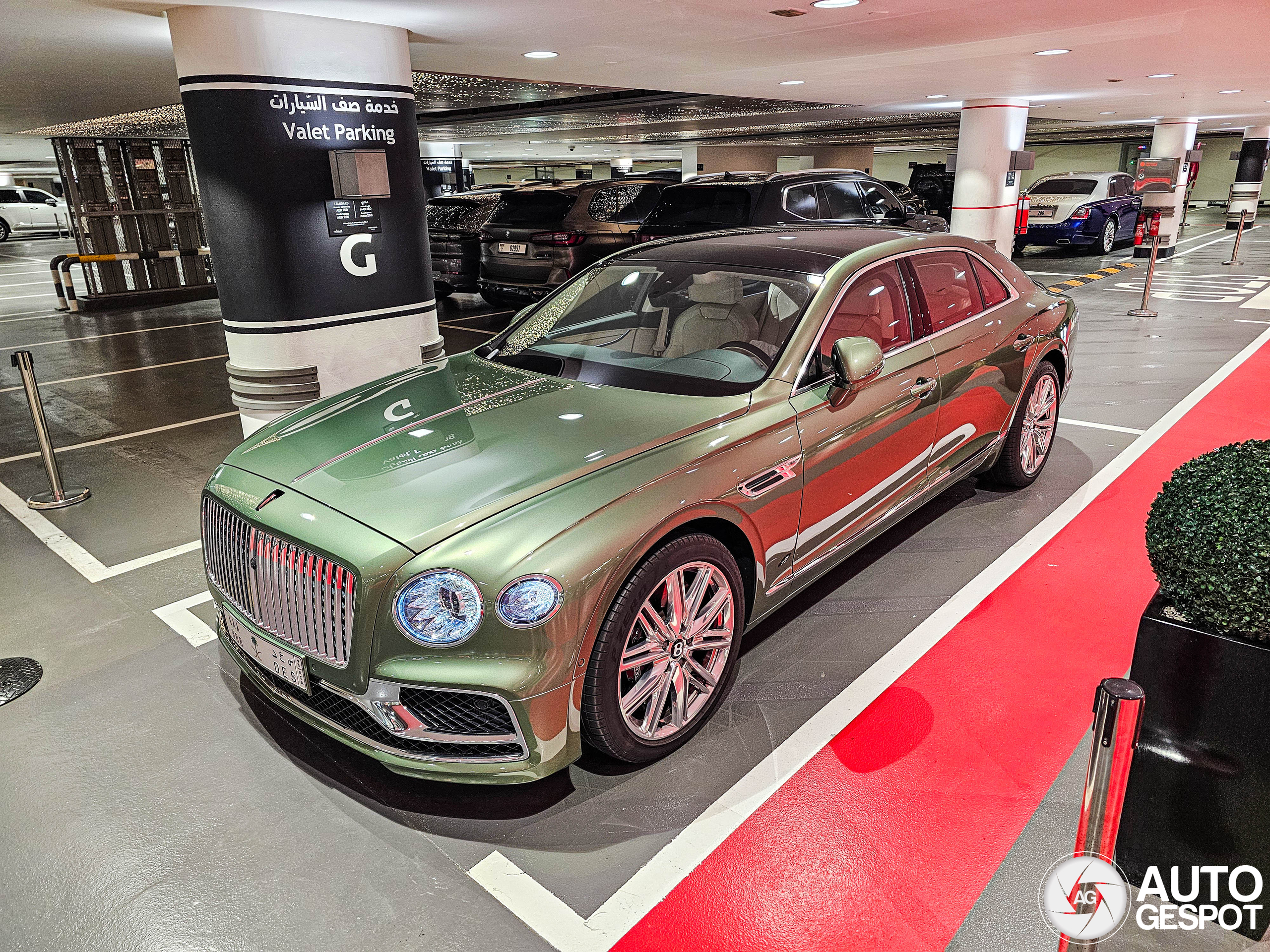 Bentley Flying Spur V8 Azure