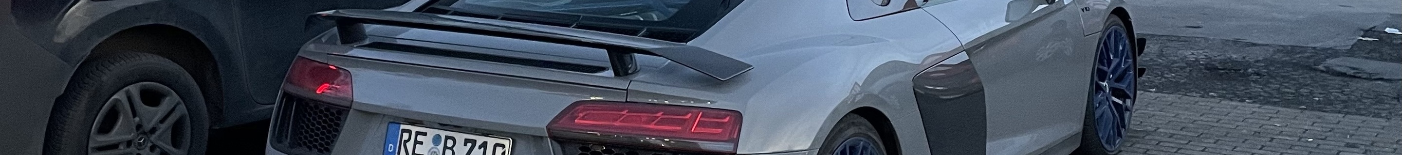 Audi R8 V10 Plus 2015